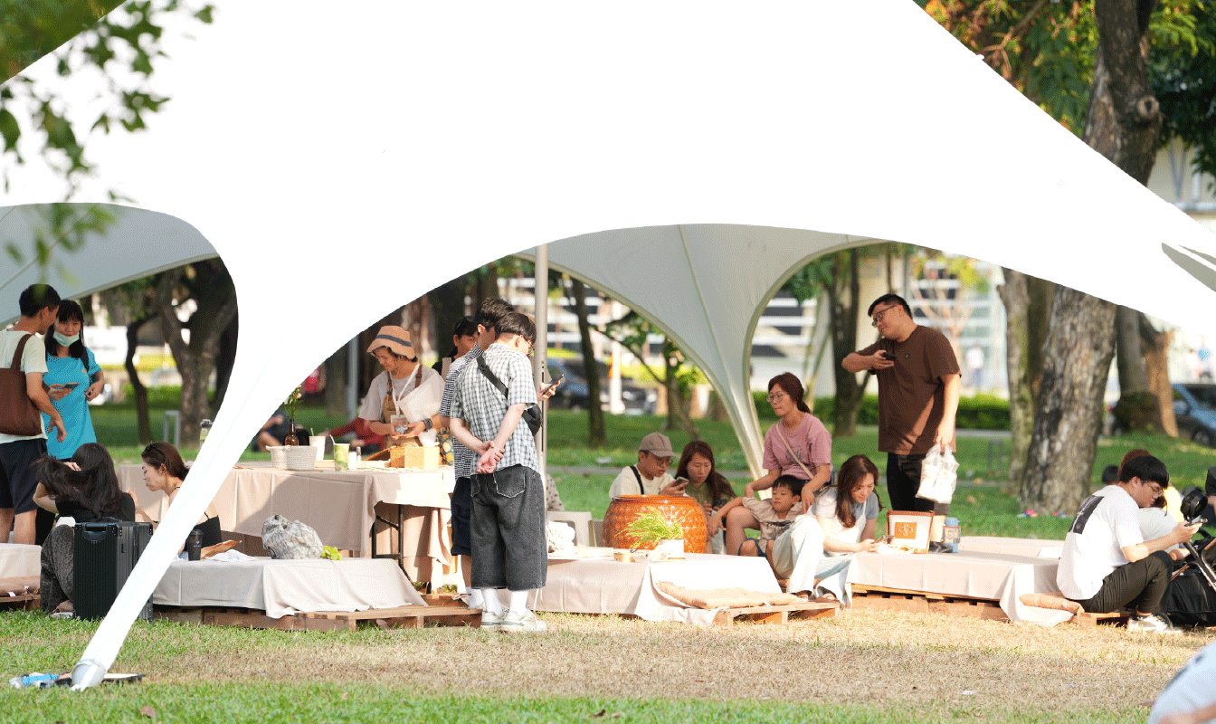 作品_野愛地_1344px_46 野愛地市集活動_高雄市集活動-活動統籌_市集活動_高雄駁二_主視覺設計_海報設計_活動規劃_影片拍攝_廣告投放_活動官網頁面設計_影片剪輯_宣傳照片拍攝_拍照背板設計_拍照背板搭設_活動紀錄影片_活動紀錄照片_新聞媒體發布_FB/IG 廣告投放曝光