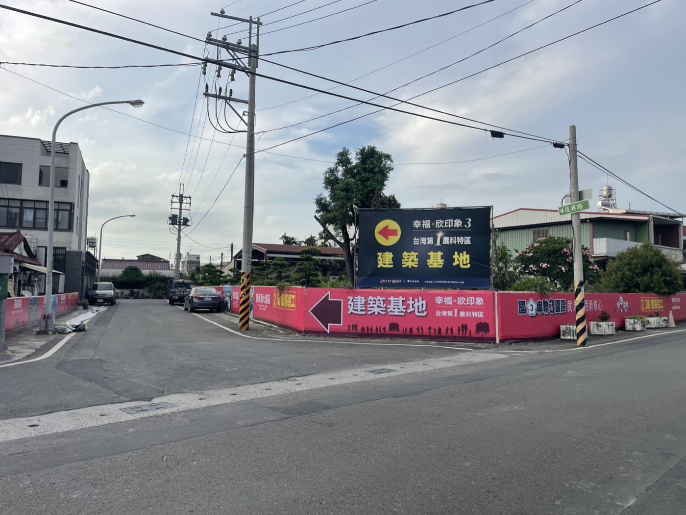 希希丁大型帆布輸出吊車施工建案案例